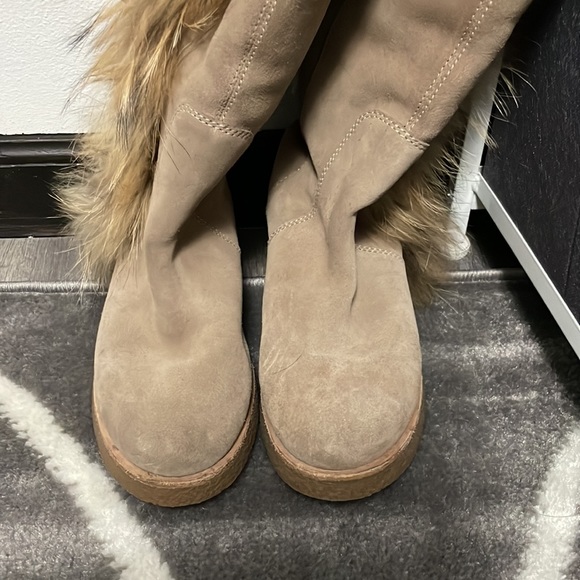 UGG Koolaburra Sasha Leather Fox Fur Tall Boot - Picture 5 of 10